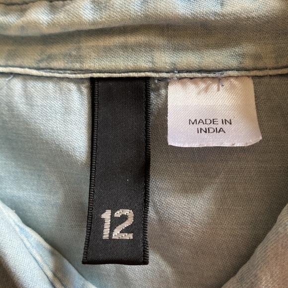 H&M Chambray Button Down - Picture 3 of 6